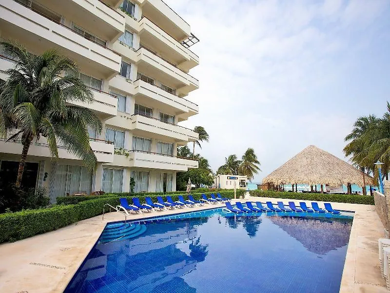 Ixchel Beach Hotel Isla Mujeres 5*,