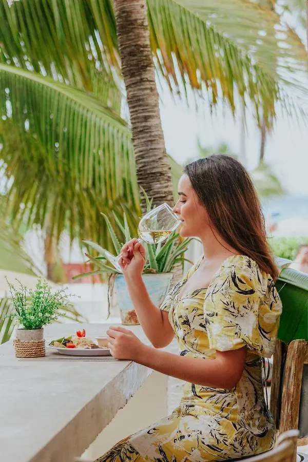 Ixchel Beach Hotel Isla Mujeres